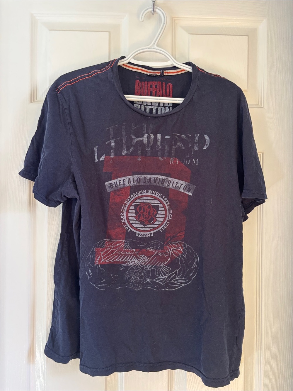 Buffalo David Bitton Navy Short-Sleeve Graphic Tee with Red & White Print